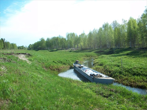 Застряла Гандолла сам канал (капи) 11м.длинна лодки